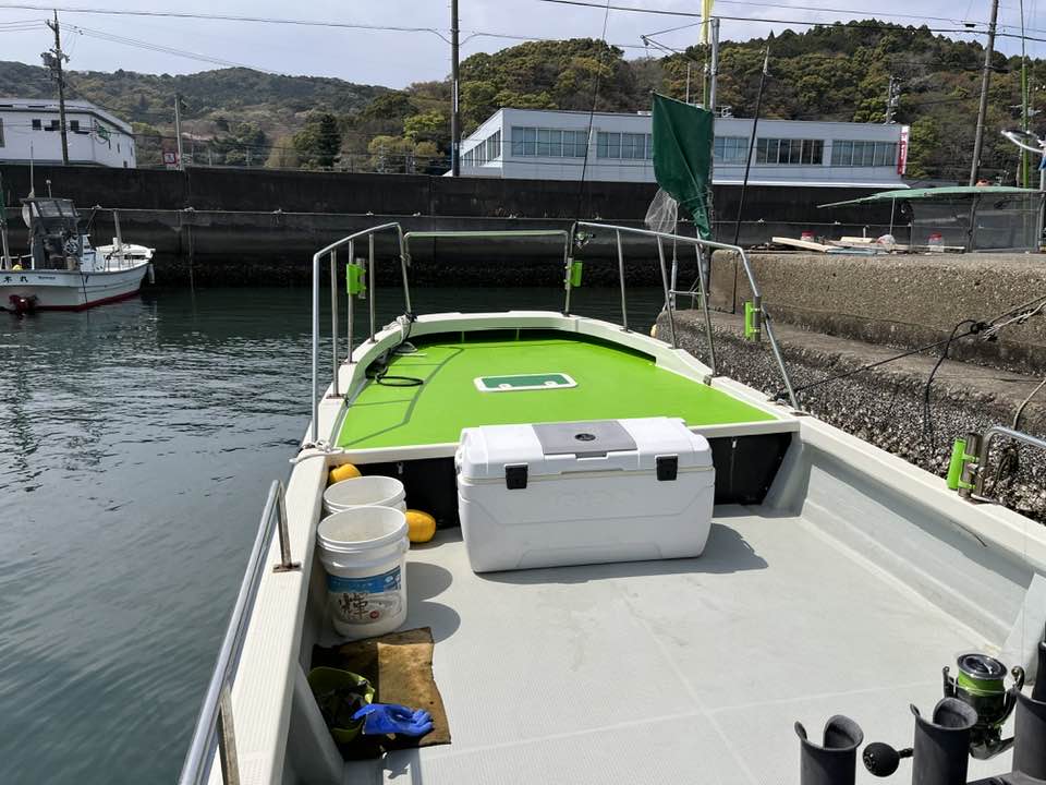 グリーンピースのミヨシ